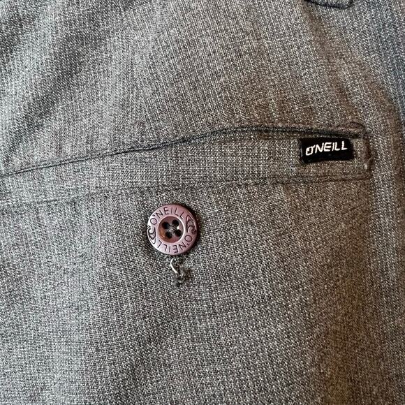 O'NEILL 9.5" Flat Front Chino Shorts 21" Outseam in Grey Men's 32" Waist - Picture 8 of 11